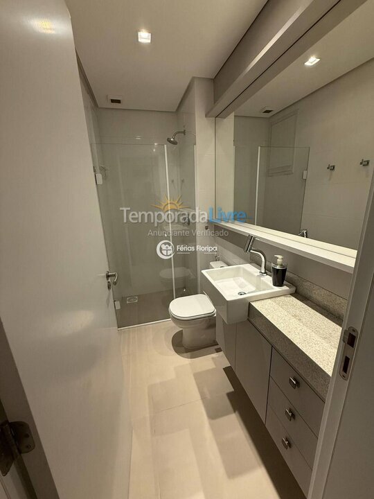 Apartamento para aluguel de temporada em Florianopolis (Campeche)