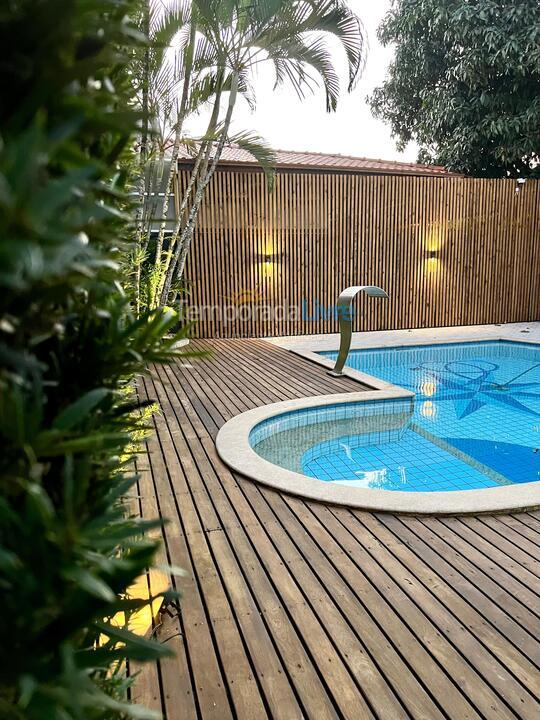 Casa para aluguel de temporada em Florianopolis (Jurerê Internacional)