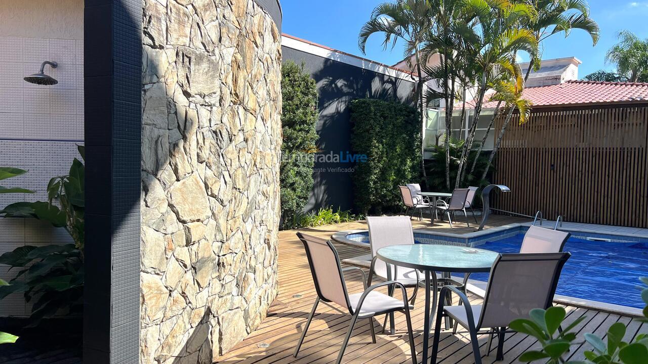 Casa para aluguel de temporada em Florianopolis (Jurerê Internacional)