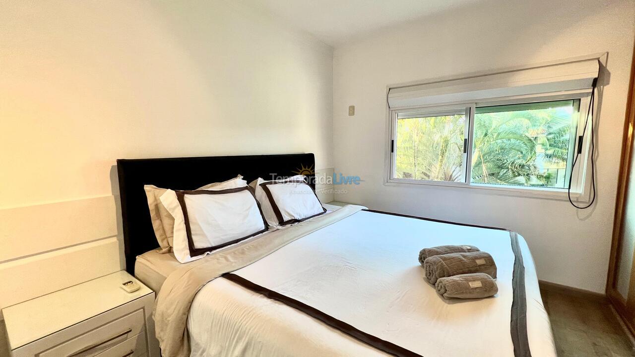 Casa para aluguel de temporada em Florianopolis (Jurerê Internacional)