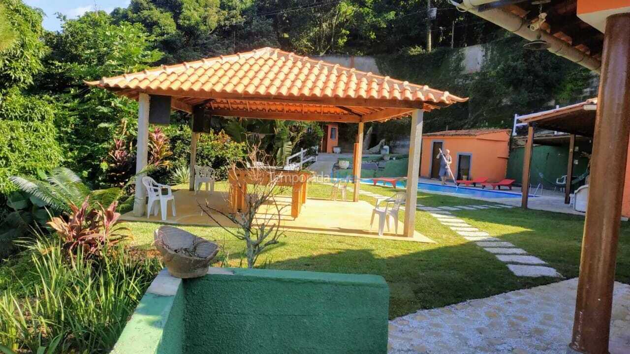 Casa para alquiler de vacaciones em Miguel Pereira (Vera Cruz)