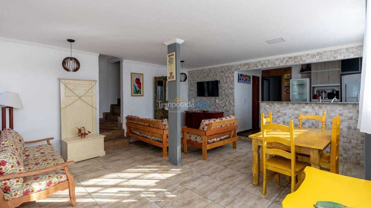 Casa para alquiler de vacaciones em Cabo Frio (Praia do Forte)