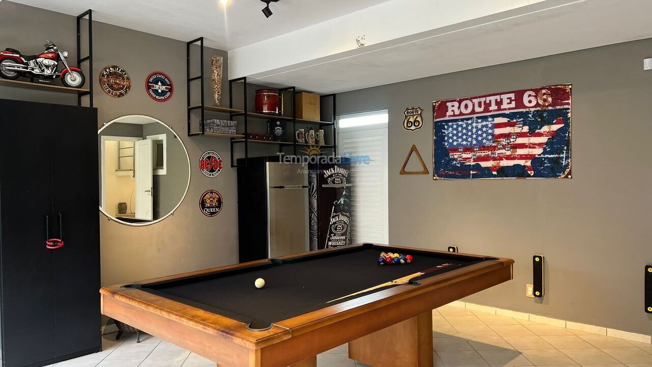 Casa para aluguel de temporada em Florianopolis (Jurerê Internacional)