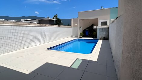 House with pool in Cond, Boraceia-SP