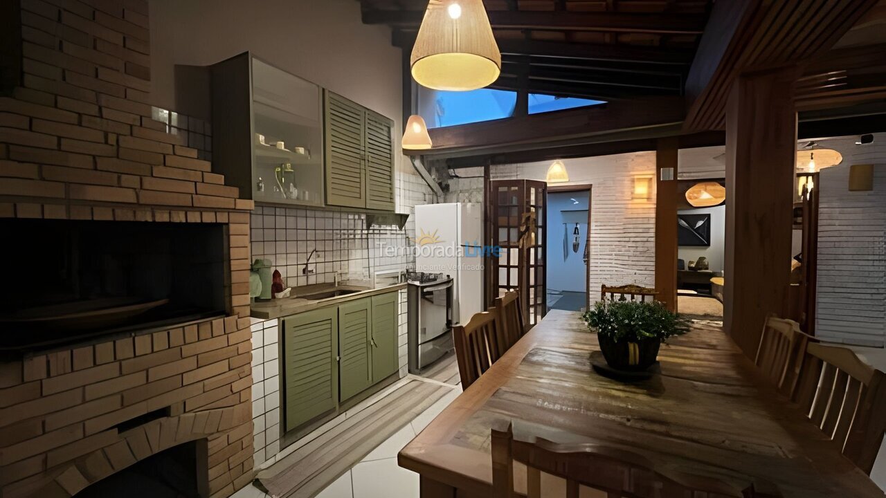 House for vacation rental in Ubatuba (Itaguá)