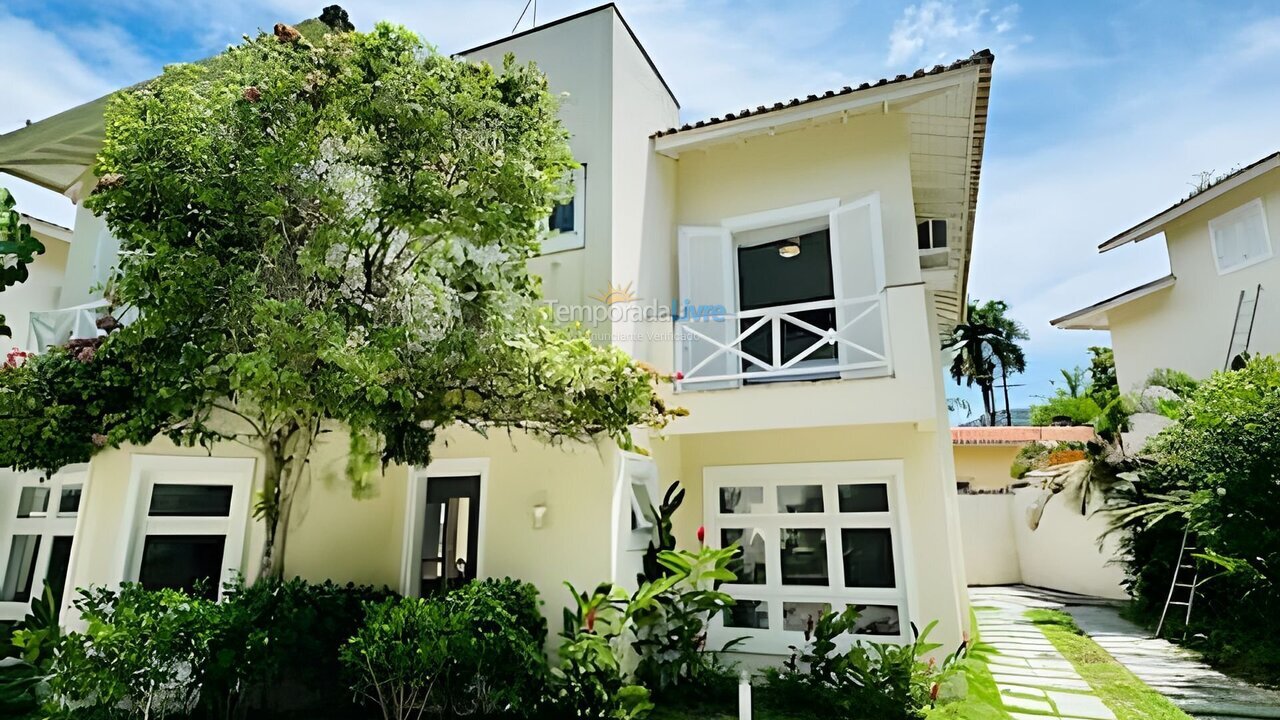 Casa para aluguel de temporada em São Sebastião (Juquehy)