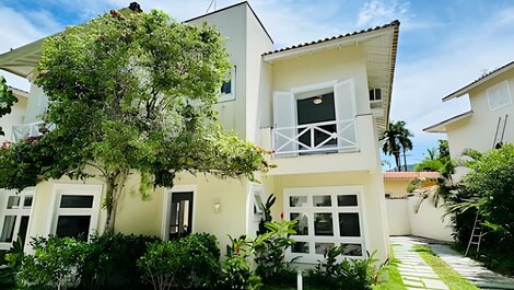 Casa para alugar em São Sebastião - Juquehy