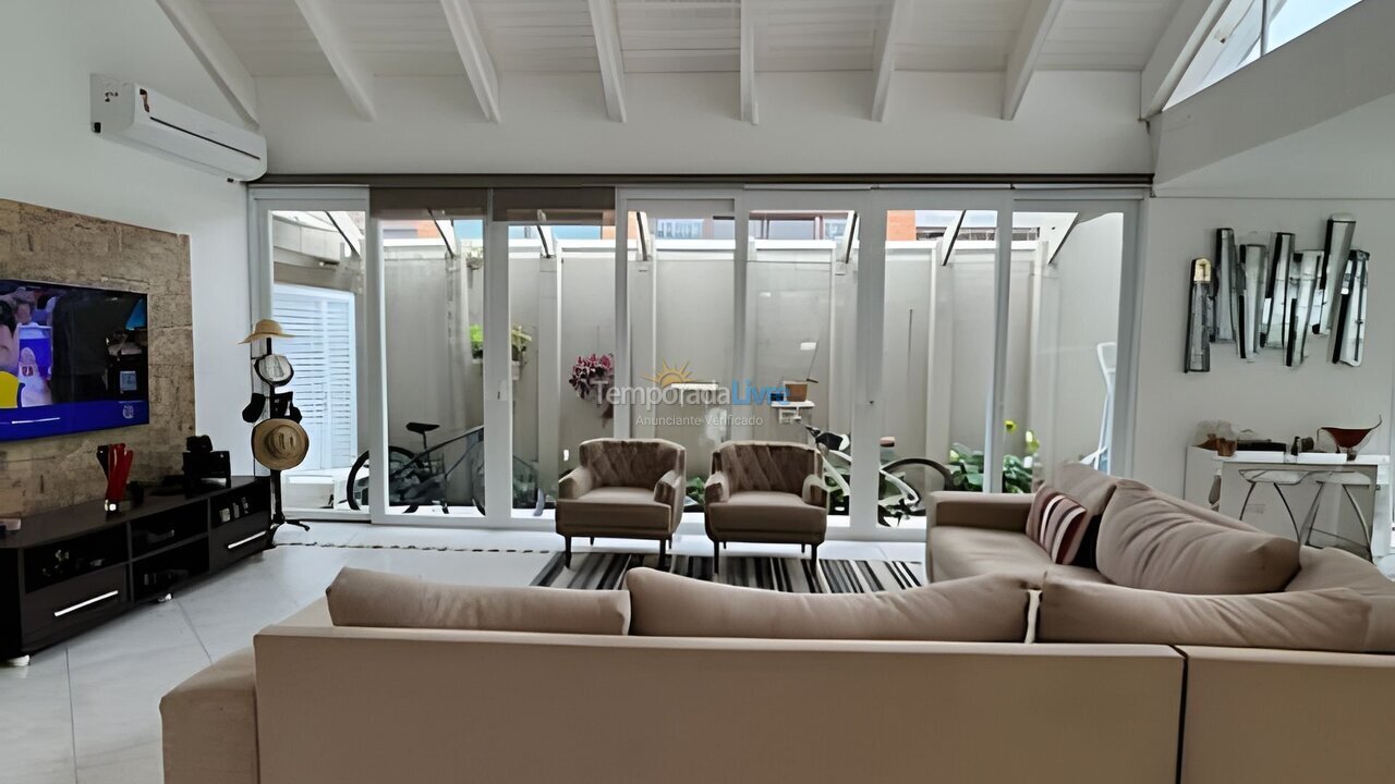 Casa para alquiler de vacaciones em Bertioga (Praia de São Lourenço)