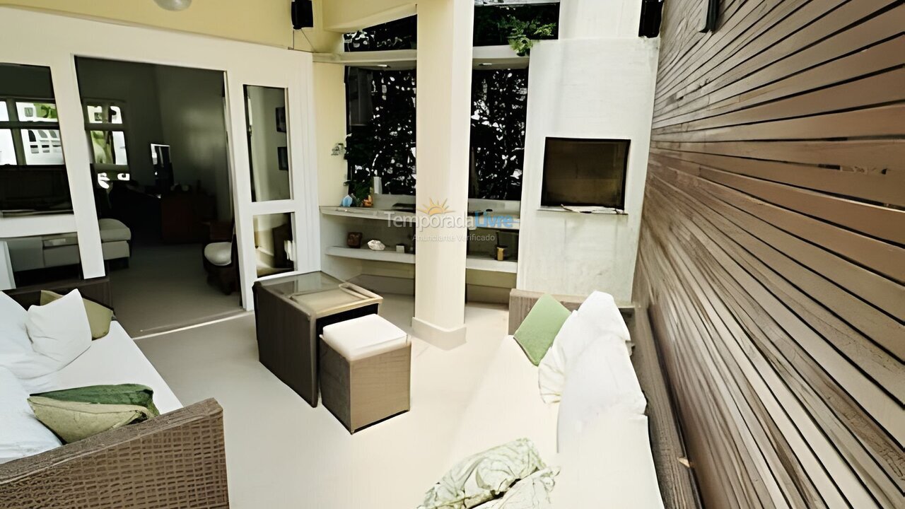 Casa para aluguel de temporada em São Sebastião (Juquehy)