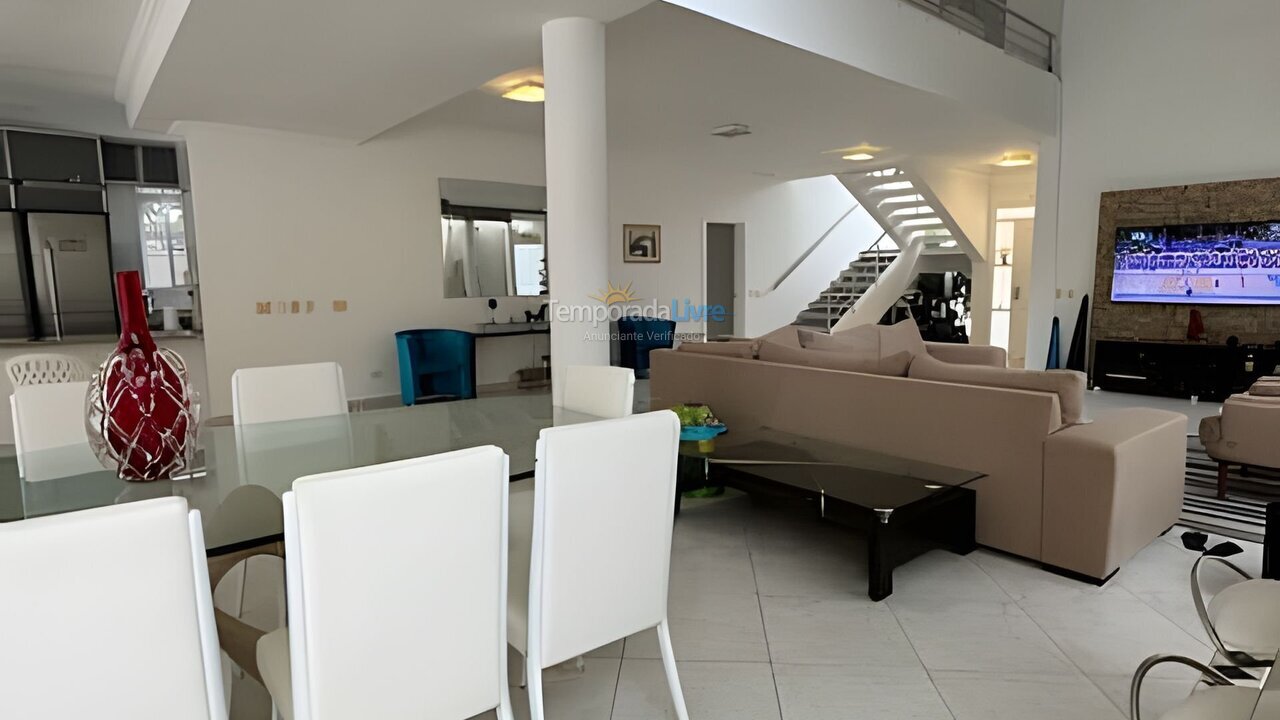 Casa para alquiler de vacaciones em Bertioga (Praia de São Lourenço)