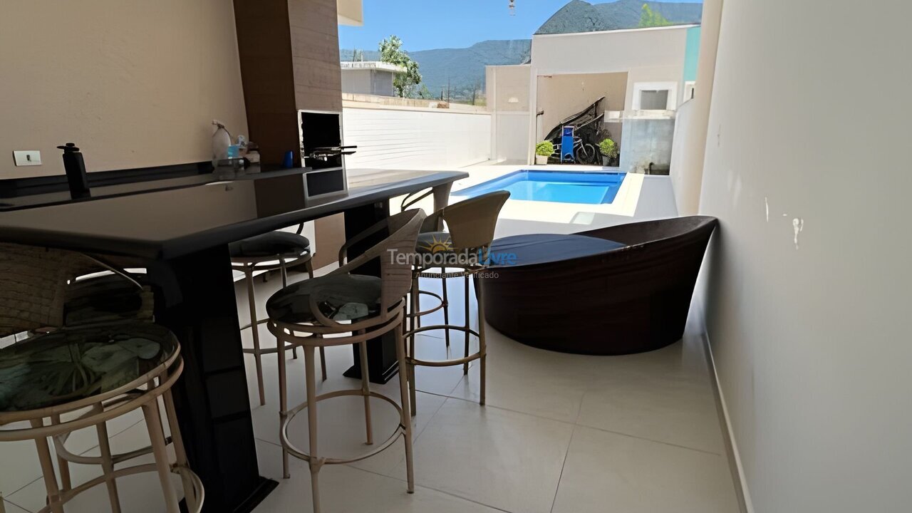 House for vacation rental in Bertioga (Condominio Morada da Praia)