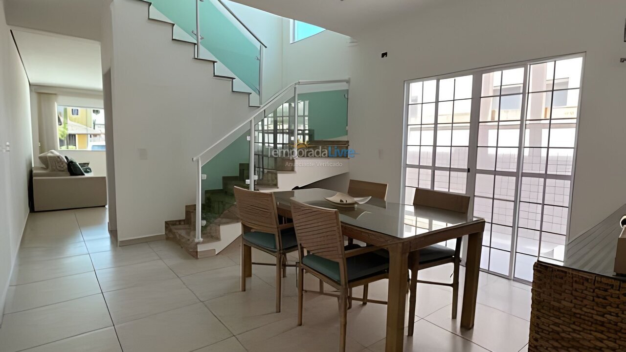 House for vacation rental in Bertioga (Condominio Morada da Praia)