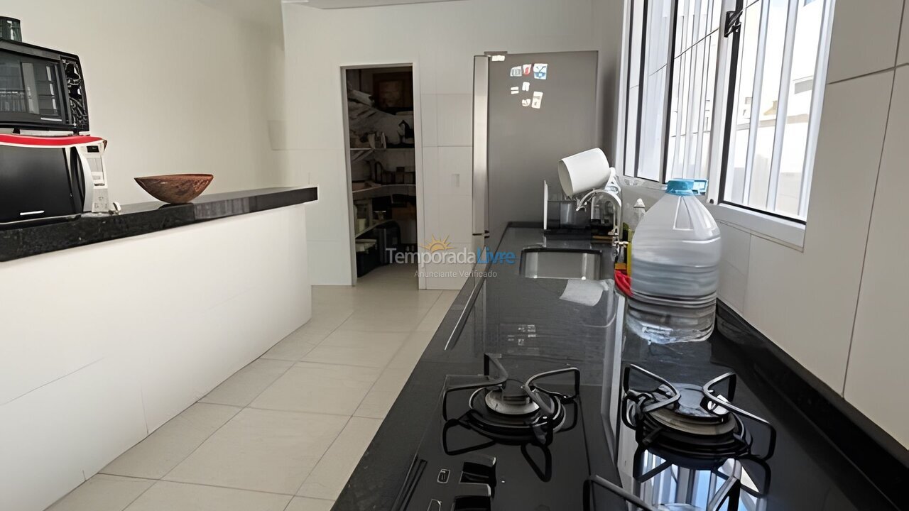 House for vacation rental in Bertioga (Condominio Morada da Praia)