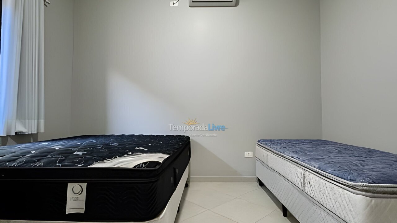 Casa para alquiler de vacaciones em Bertioga (Indaiá)