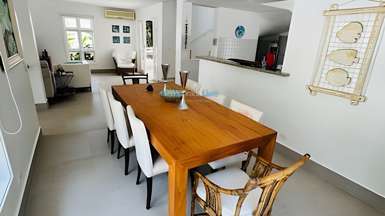 Casa para aluguel de temporada em São Sebastião (Juquehy)