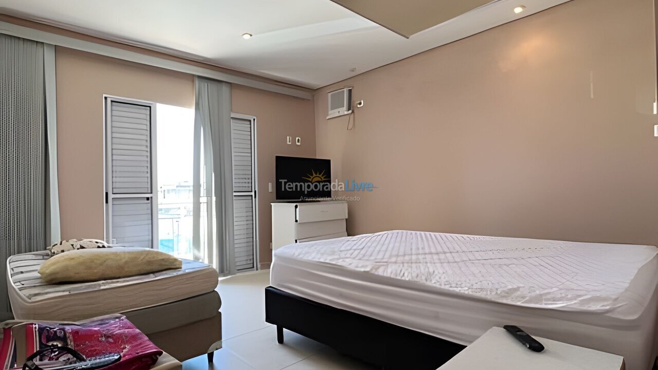 House for vacation rental in Bertioga (Condominio Morada da Praia)