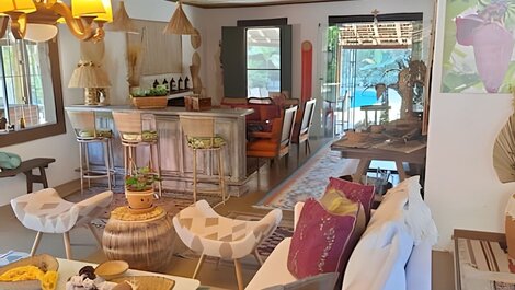 Linda casa em Ilha Bela