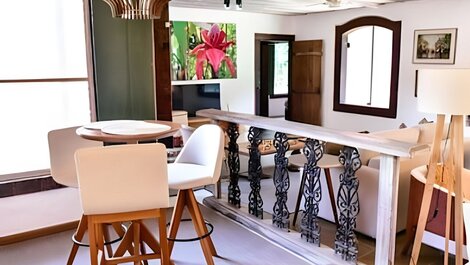 Linda casa em Ilha Bela