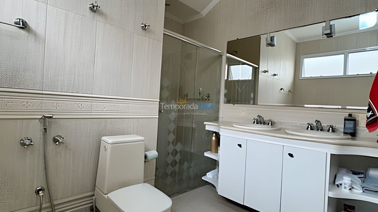 Casa para alquiler de vacaciones em Bertioga (Praia de São Lourenço)