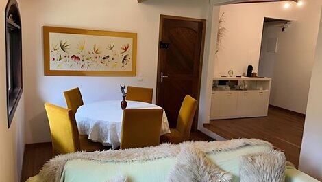 Linda residência em Campos do Jordão - SP