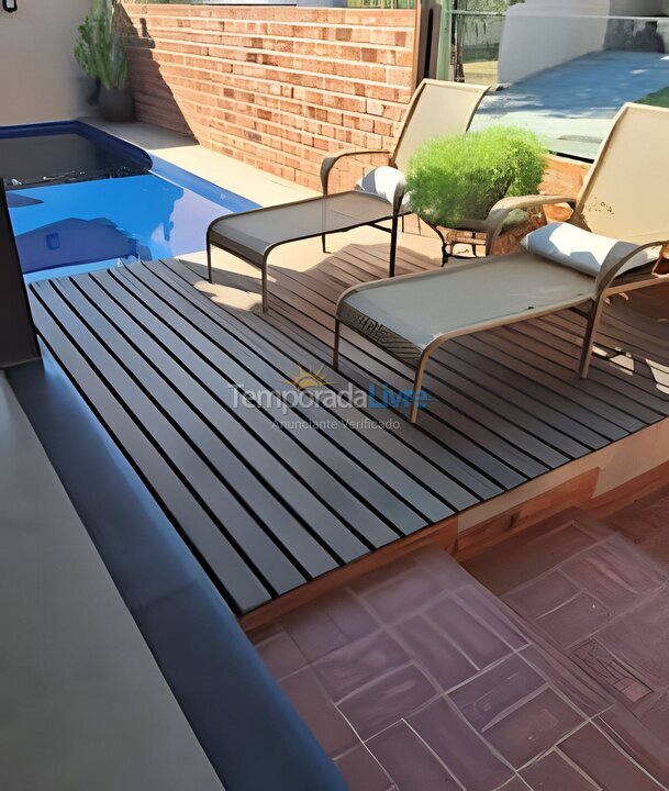 Casa para aluguel de temporada em São Pedro da Aldeia (Vila São Pedro)