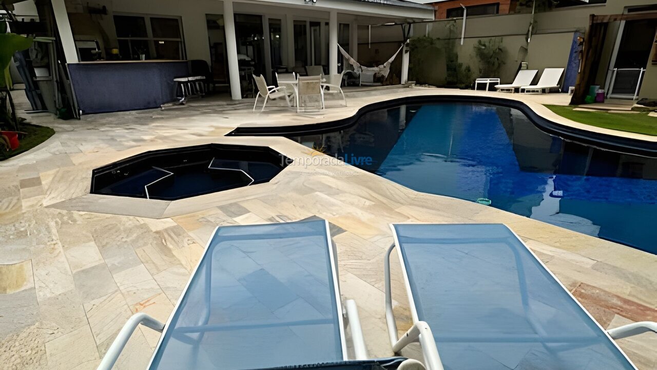 Casa para alquiler de vacaciones em Bertioga (Praia de São Lourenço)