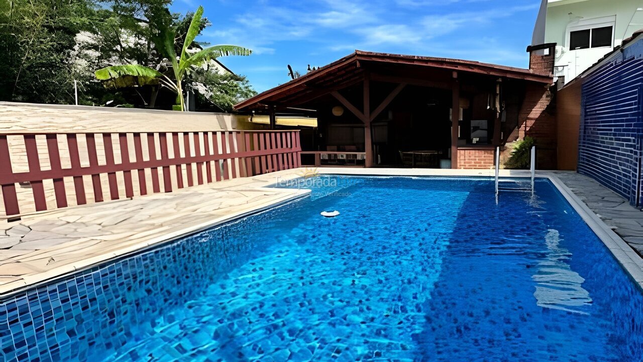 Casa para aluguel de temporada em São Sebastião (Juquehy)