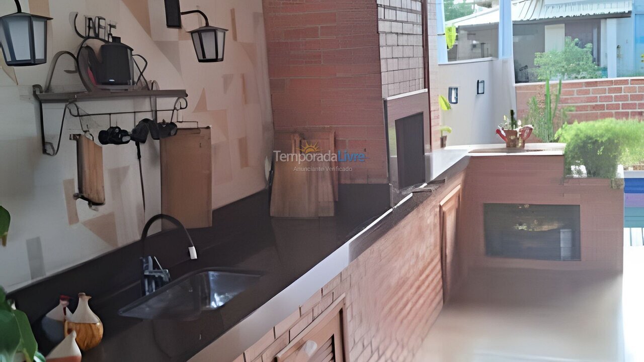 Casa para aluguel de temporada em São Pedro da Aldeia (Vila São Pedro)