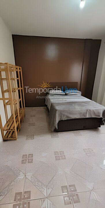 Apartamento para aluguel de temporada em Praia Grande (Guilhermina)
