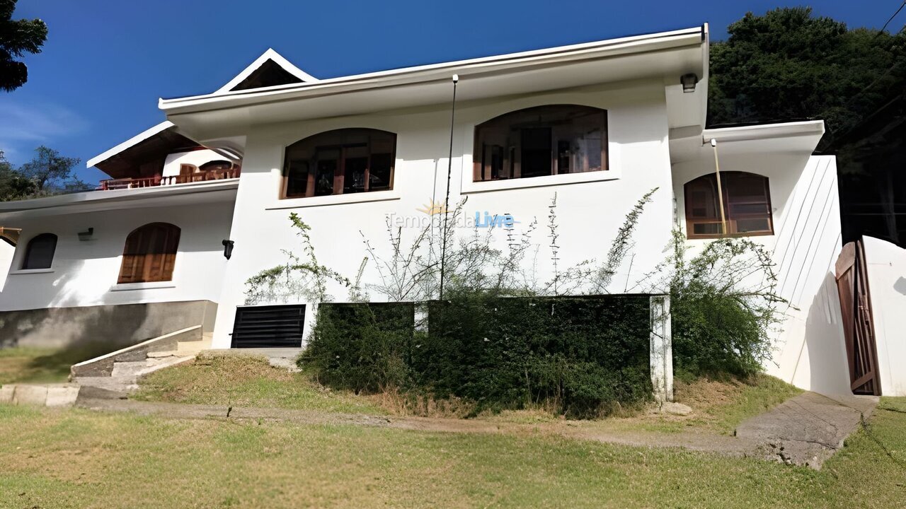 Casa para aluguel de temporada em Campos do Jordão (Jardim do Pai)
