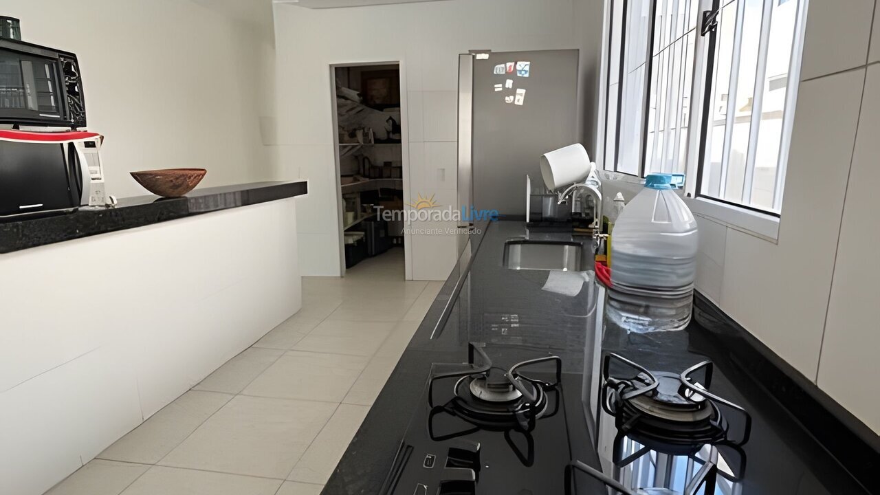 House for vacation rental in Bertioga (Condominio Morada da Praia)