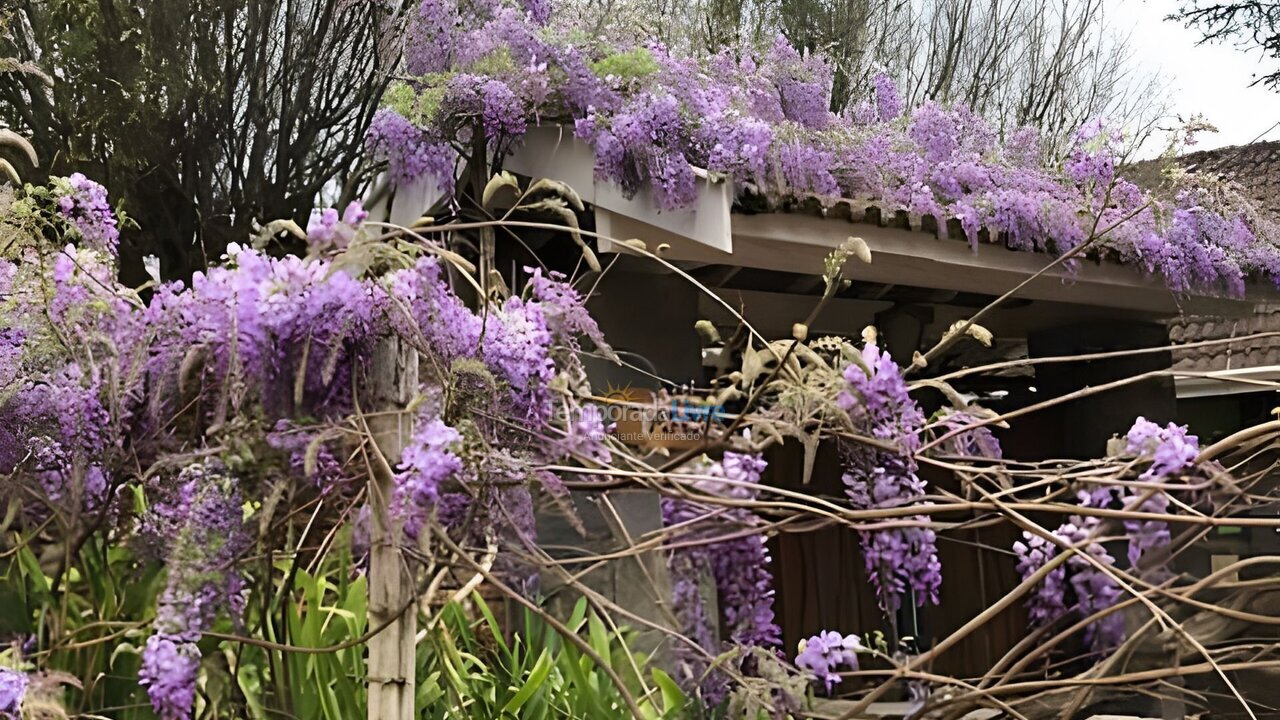 Casa para aluguel de temporada em Campos do Jordão (Jardim do Pai)