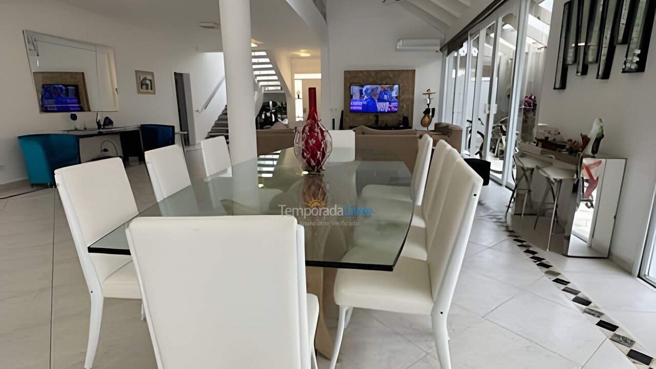 Casa para alquiler de vacaciones em Bertioga (Praia de São Lourenço)