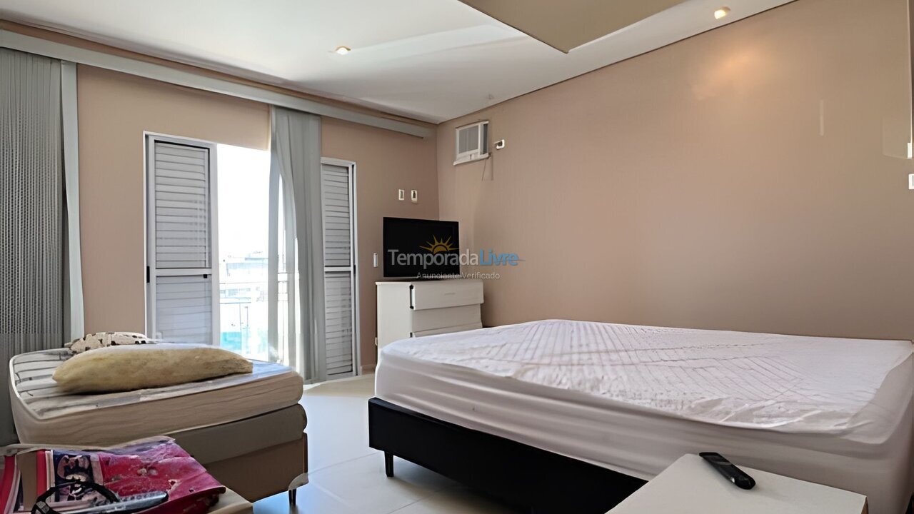 House for vacation rental in Bertioga (Condominio Morada da Praia)