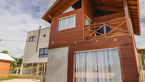 House in Ibiraquera / Praia do Rosa - SC (1)