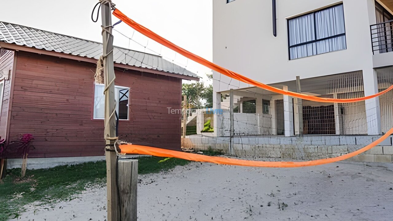 Casa para aluguel de temporada em Imbituba (Praia de Ibiraquera)