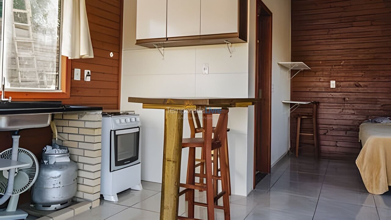 Casa para aluguel de temporada em Imbituba (Praia de Ibiraquera)