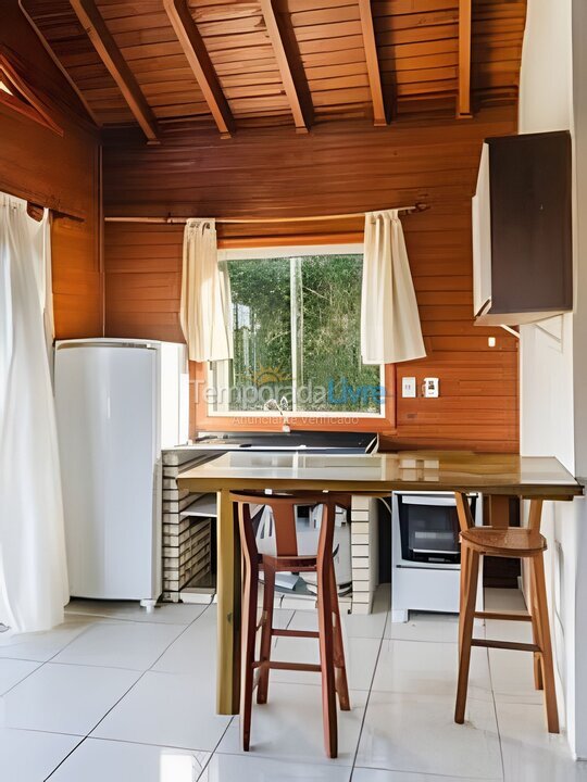 Casa para aluguel de temporada em Imbituba (Praia de Ibiraquera)