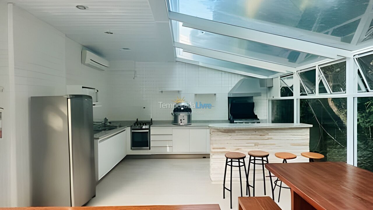 Apartamento para alquiler de vacaciones em Bertioga (Praia de São Lourenço)