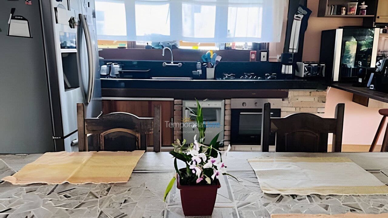 Casa para aluguel de temporada em Rio de Janeiro (Recreio dos Bandeirantes)