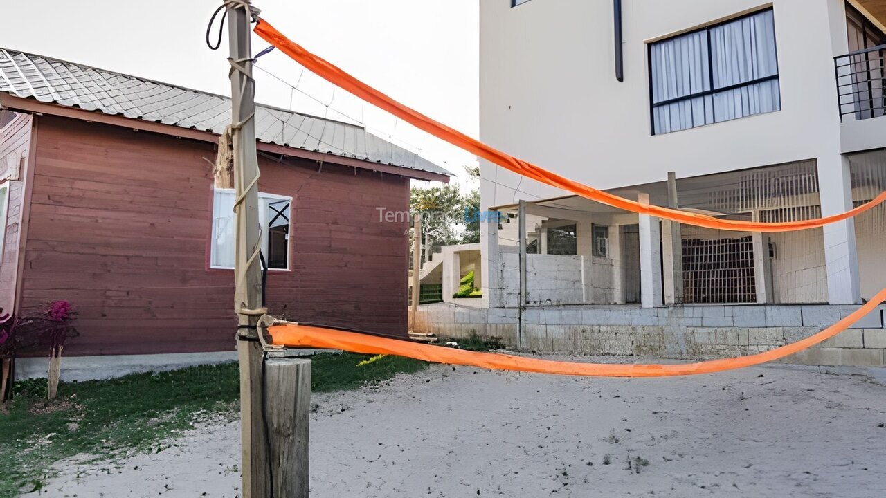 Casa para aluguel de temporada em Imbituba (Praia de Ibiraquera)