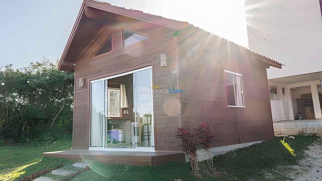 Casa para aluguel de temporada em Imbituba (Praia de Ibiraquera)