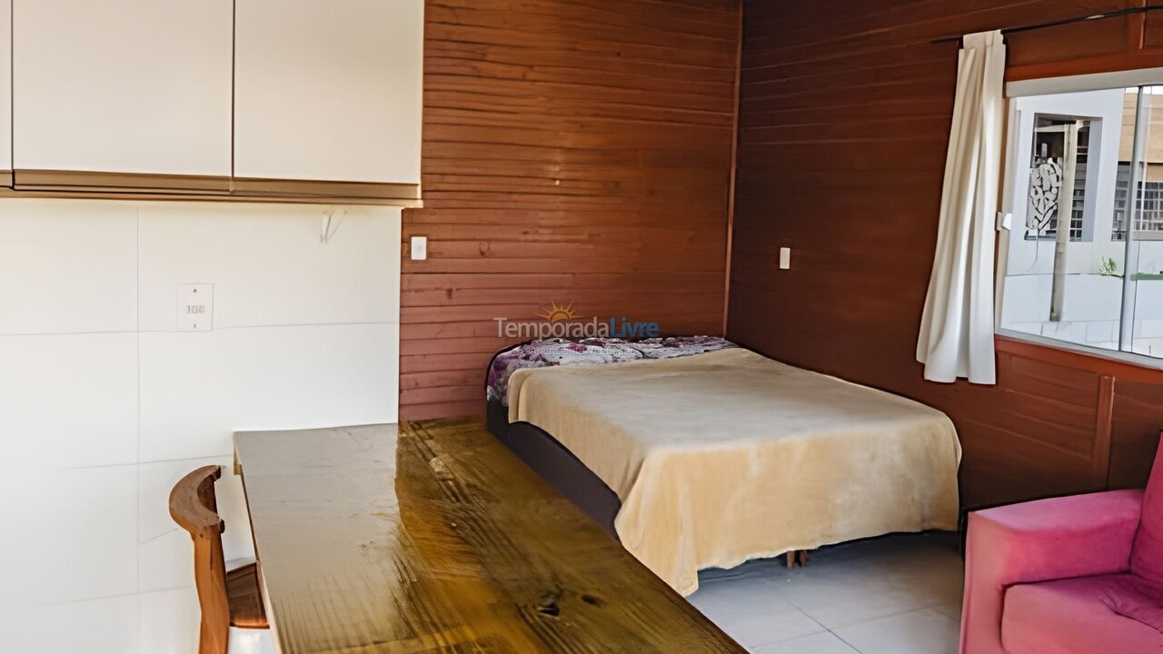 Casa para aluguel de temporada em Imbituba (Praia de Ibiraquera)