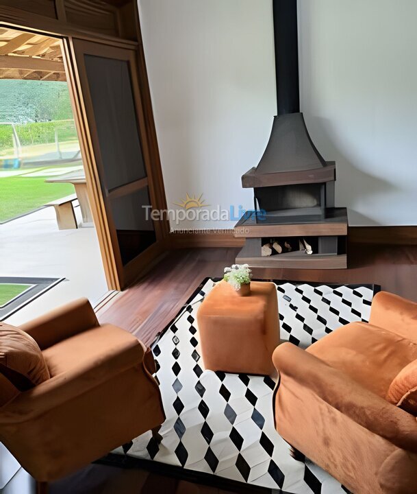 House for vacation rental in São Lourenço da Serra (São Lourenço da Serra)