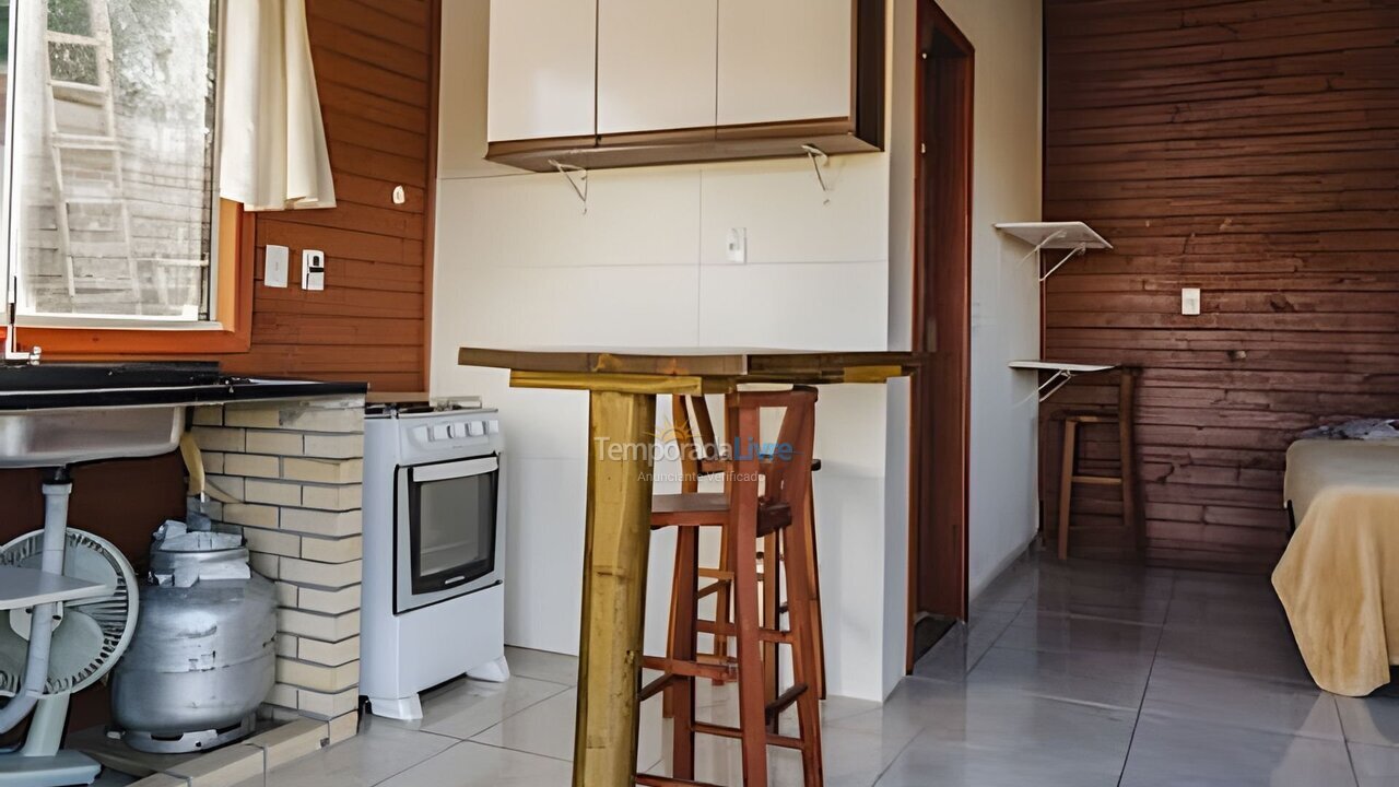 Casa para aluguel de temporada em Imbituba (Praia de Ibiraquera)