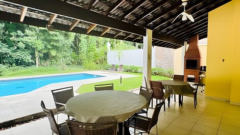 Maravillosa casa en Riviera - SP (2)