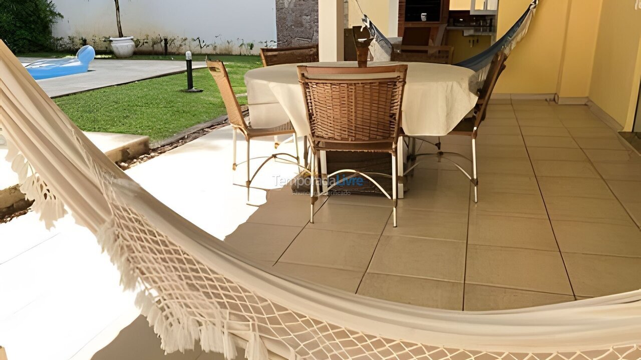 Casa para alquiler de vacaciones em Bertioga (São Lourenço da Serra)