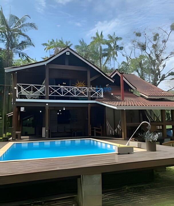 House for vacation rental in São Sebastião (Camburi)