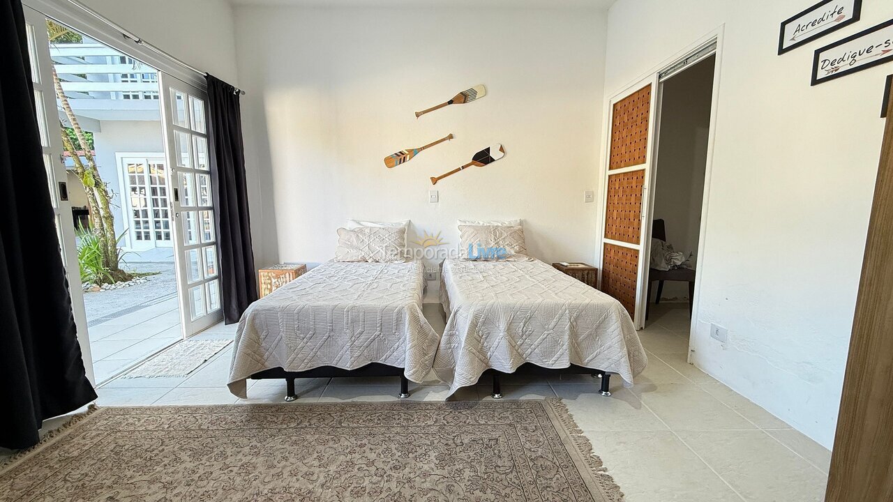 House for vacation rental in São Sebastião (Barra do Sahy)