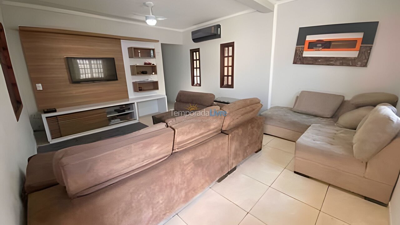 Casa para aluguel de temporada em São Sebastião (Praia do Saco)